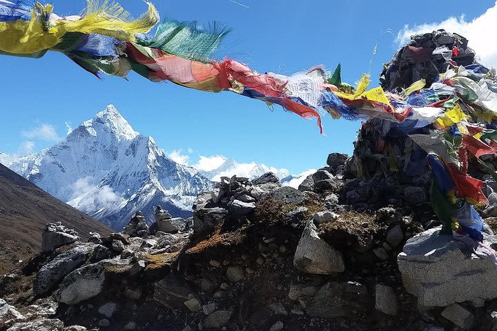  Everest Three Pass Trek 18 Days image