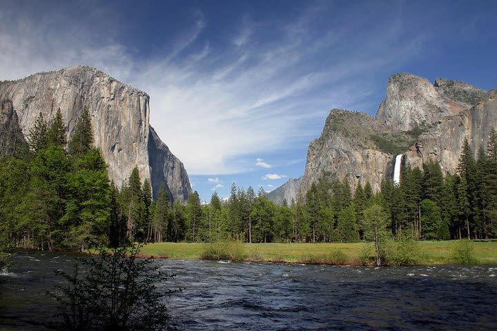 Yosemite Valley Private Hiking Tour image