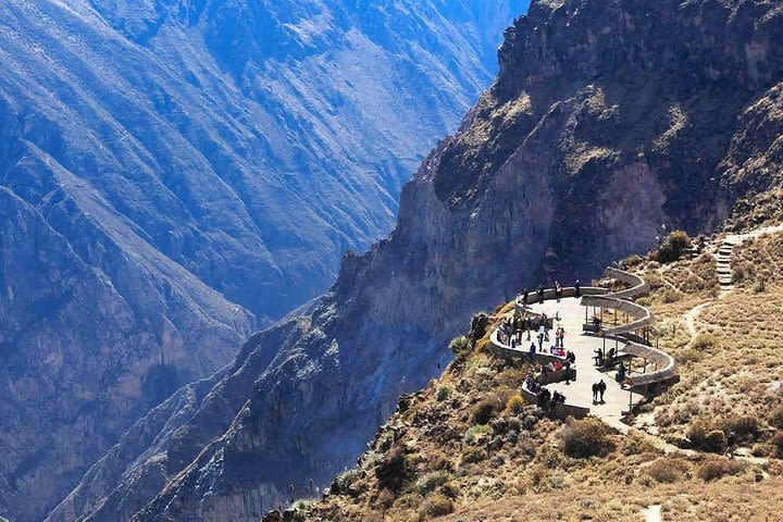 Colca canyon full day + buffet lunch image