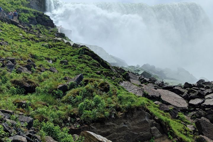 Niagara Falls Canadian Side Tour with Boat Ride image