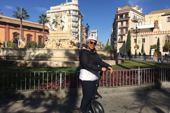 Premium Segway Tour Sevilla (2hr) image