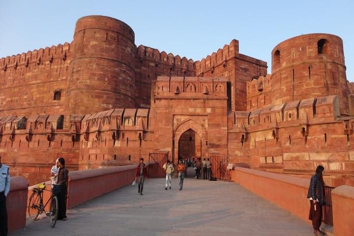 Day Trip to The Taj Mahal, Agra Fort and Mehtab Bagh from Delhi image