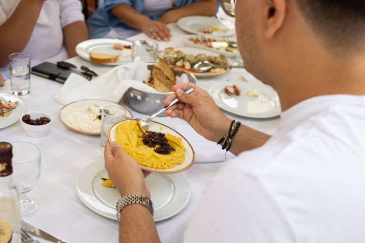 Athens Evening Food Tasting Tour image