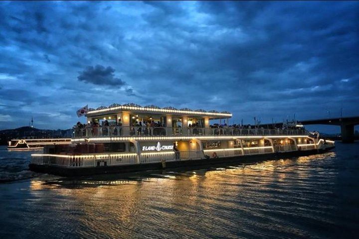 Han river Cruise & Korean food buffet Tour image