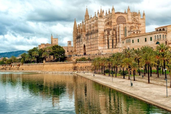 Palma de Mallorca Guided Tour image