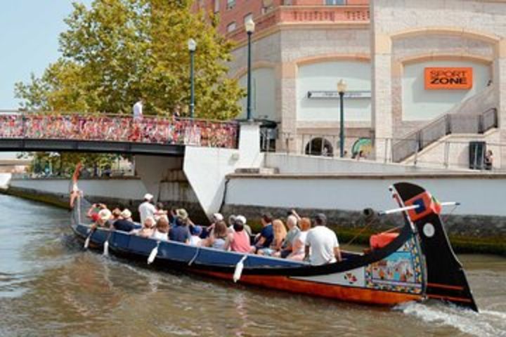 Typical Moliceiro or Mercantel Boat Tour in Aveiro image