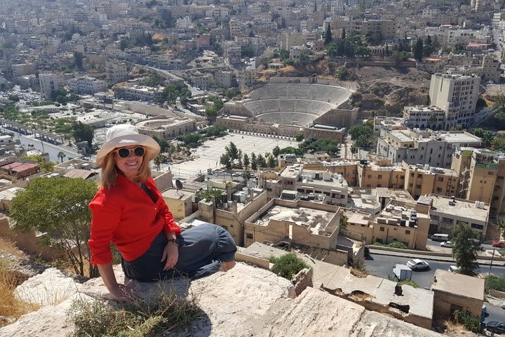 Guided Amman Tour with lunch (4 hrs) image