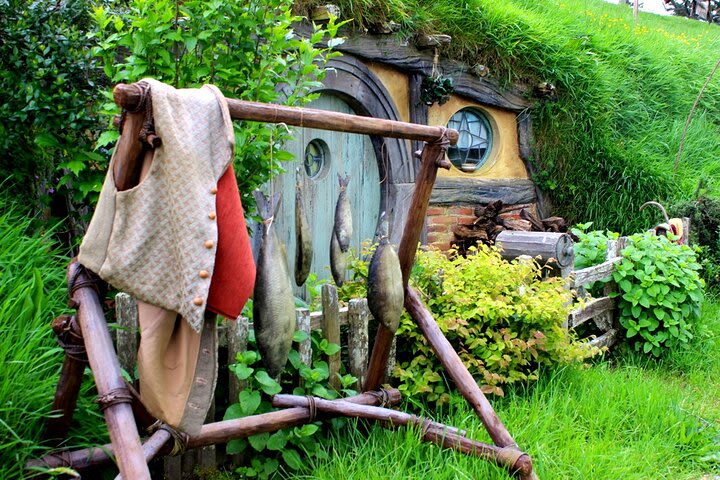 Private 2 Day Tour: Hobbiton, Waitomo, Rotorua Geothermal & Hamilton Gardens image