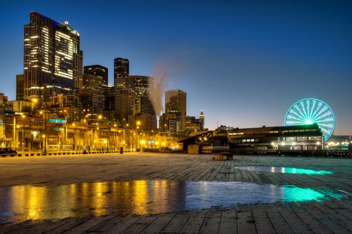 Scenic Seattle Night Tour W/ Space Needle image