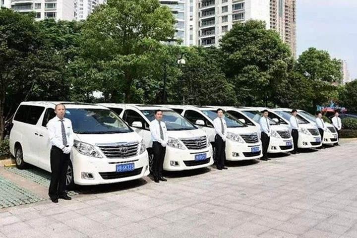 Private Car Service Btw Zhangjiajie--Changsha image