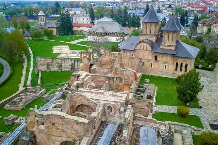 Small-Group Dracula Tour from Bucharest image