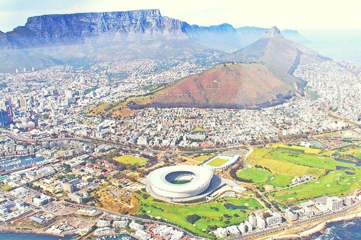  Robben Island Prison Museum and Table Mountain - Full day image