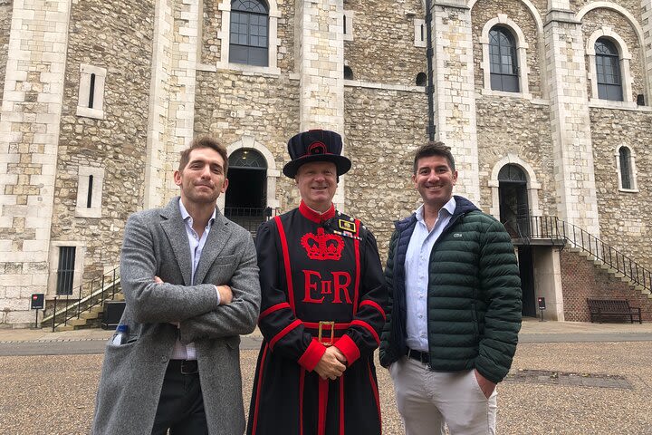 Tower of London Guided Tour + Meet & Greet with the Beefeaters image