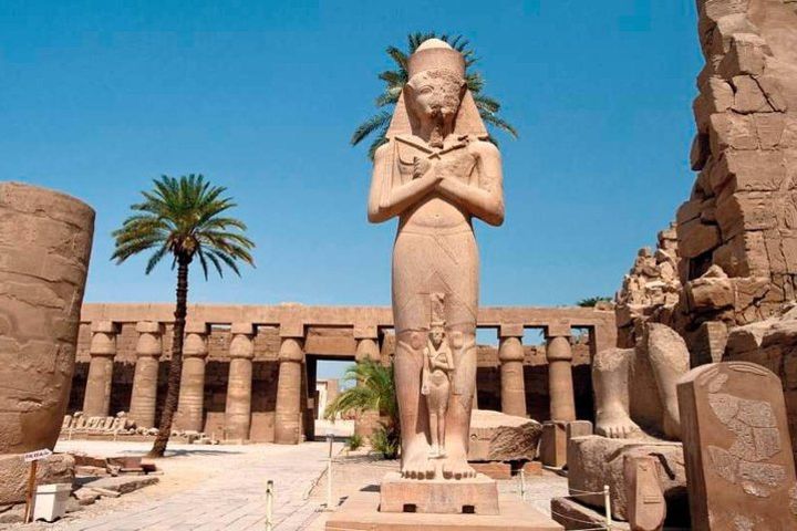 Luxor ganztägiges Tal der Königinnen” & Hatshpcout & Karnak Tempel - Hurghada
 image