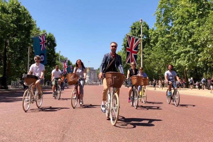 Landmarks & Gems: Royal London Bike Tour image