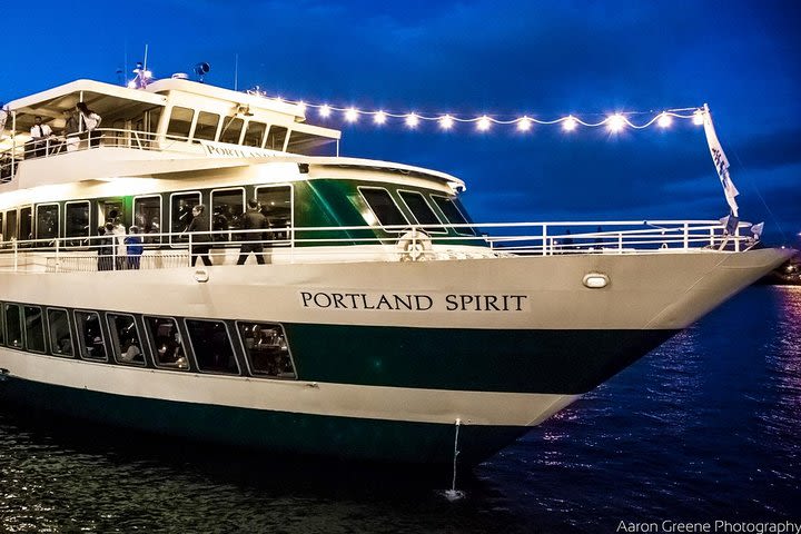 2.5-Hour Dinner Cruise Through Downtown Portland image
