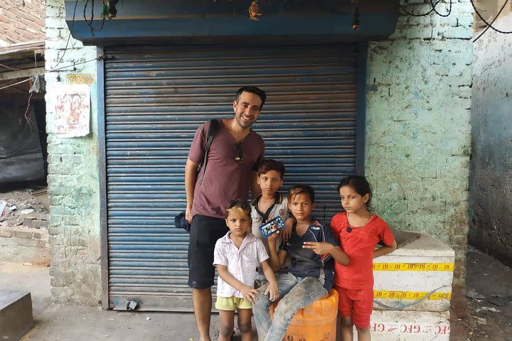 New Delhi Slum Walking Tour image