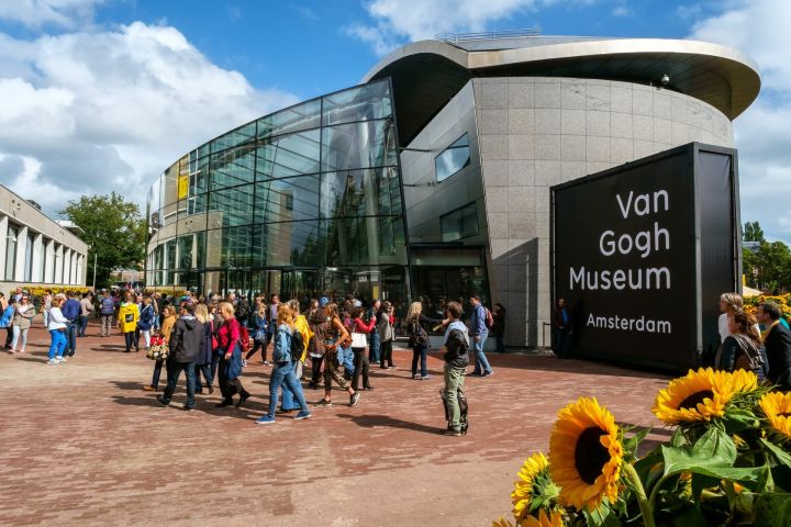 Dam Square Self-Guided Audio Tour image