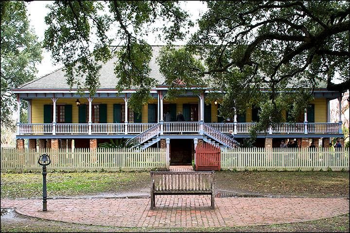 Laura Plantation Tour with Transportation from New Orleans image