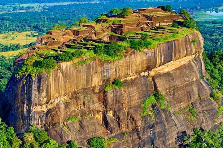 Seegriya Lion Rock and Dambulla Cave Temple Day Trip  image