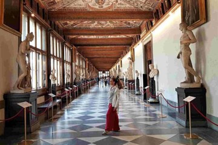 Florence: Uffizi Gallery Guided Tour image