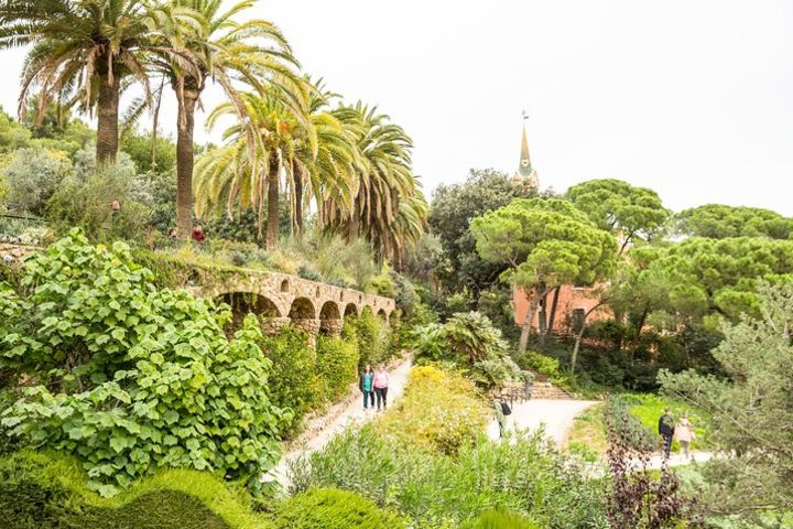 Gaudi's Park Guell Guided Tour with Skip the Line Ticket  image