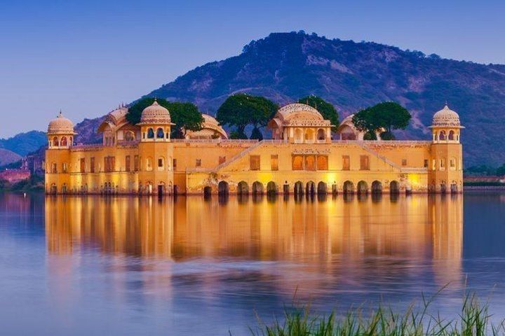 2-Day Private Jaipur Overnight Tour from Delhi - All Inclusive image