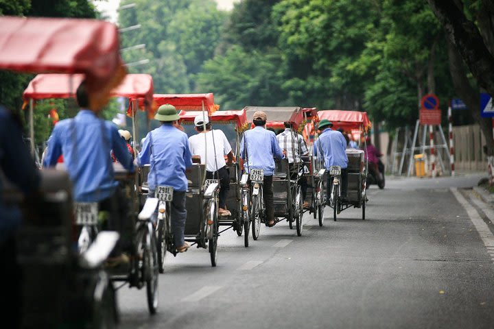 Cyclo In Ho Chi Minh City Half day tour image