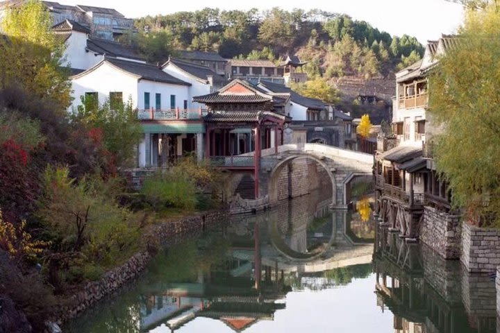 Beijing Gubei Water town with Simatai Greatwall All Inclusive Tour  image