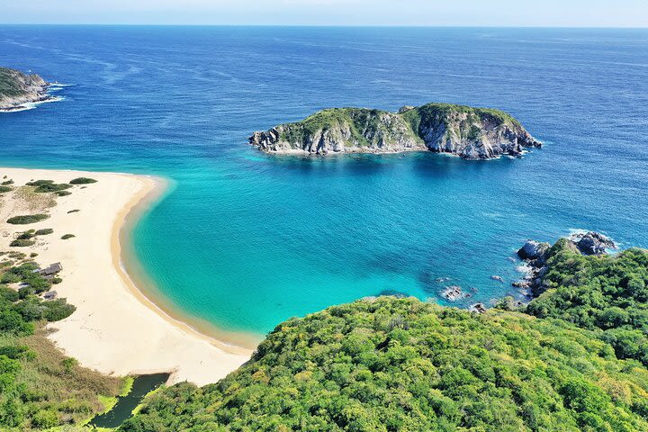 Huatulco Bahías Tour image