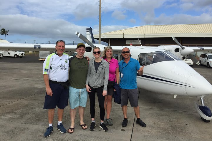 Private Airplane Tour in Kauai  image