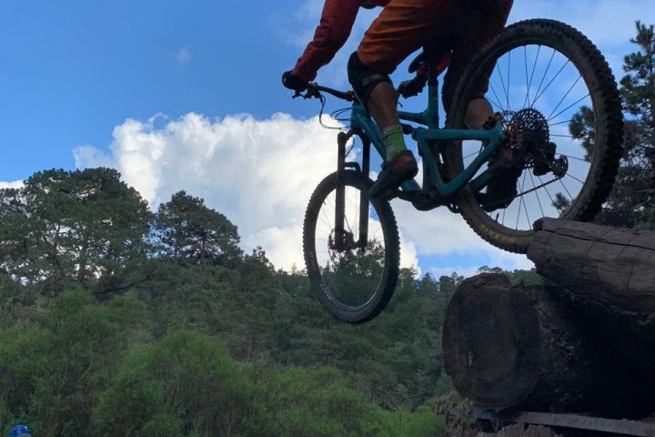 Bike & Swim, Off-Road Edition image