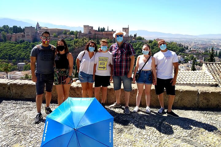 Albayzin and Sacromonte Guided Walking Tour in Granada image