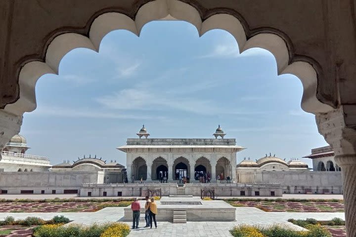 Agra Same Day Trip from Delhi with Air conditioned Vehicle and Guide Services image