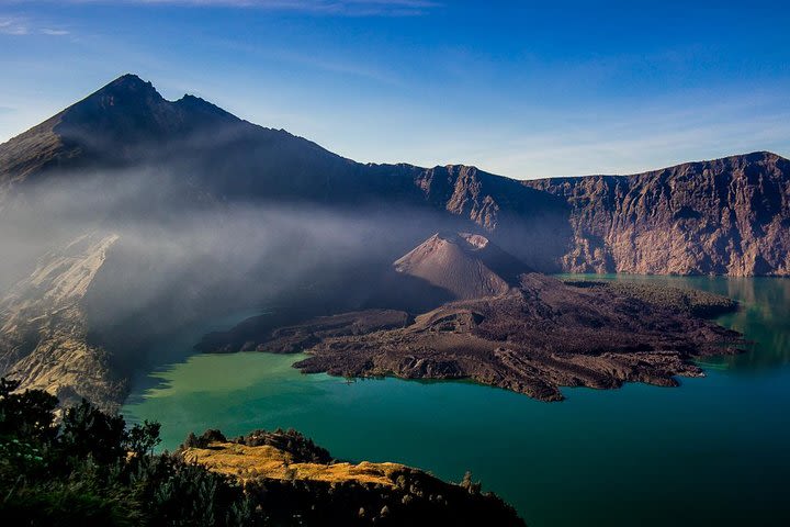 Rinjani 2D1N Tour To The Rim image