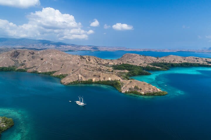 3D2N Komodo Sailing Adventure image