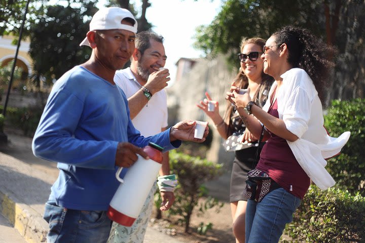 Getsemani Sunset Walk image