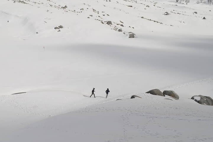 Kareri Lake Trek image