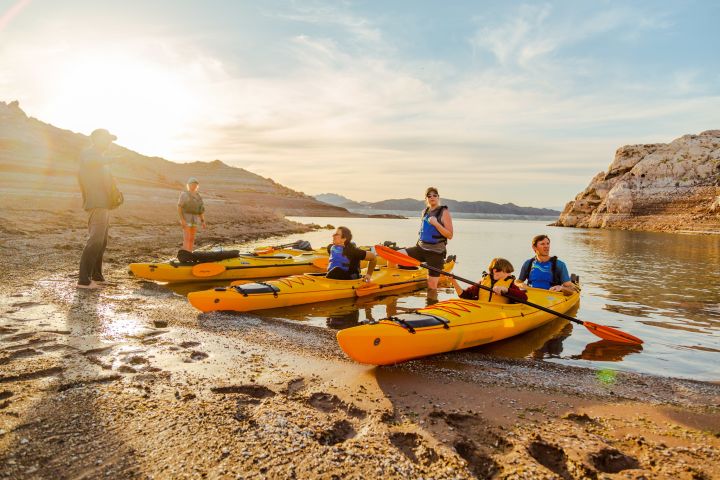 Lake Mead Sunset Paddle image