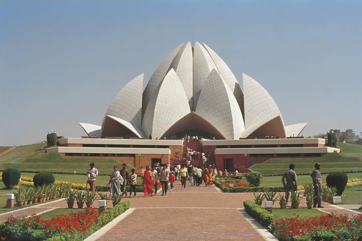 Private Old and New Delhi Sightseeing Tour image