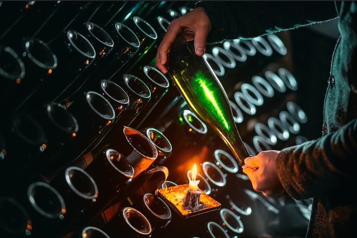 Half-Day Private Sparkling Wine Tasting Experience in Cricova image