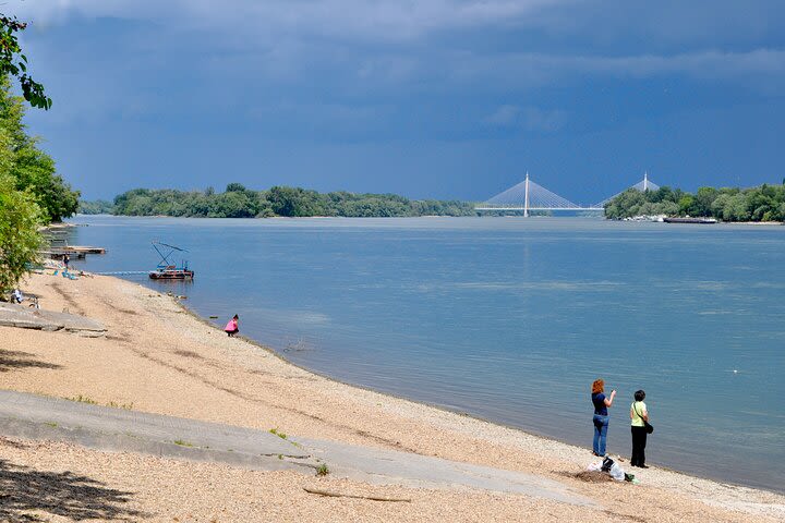 Budapest North Canoe Trip image