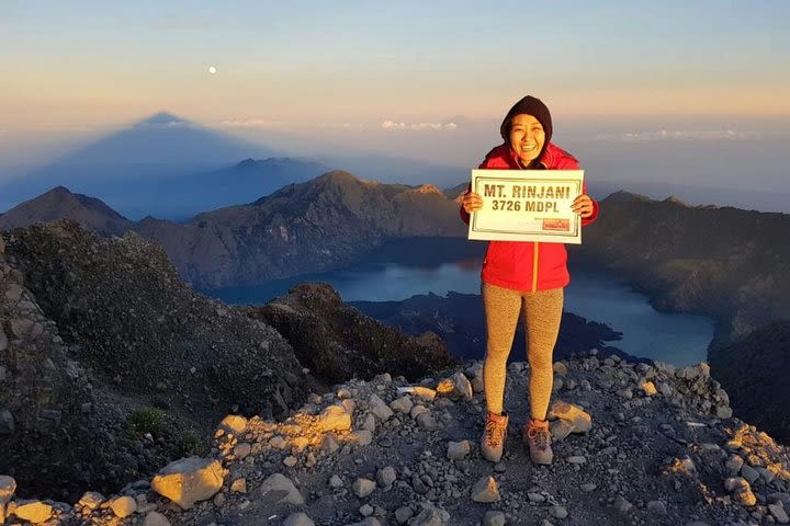 Best Trekking Rinjani Summit 2 Days 1 Night Start Sembalun Private Tour image