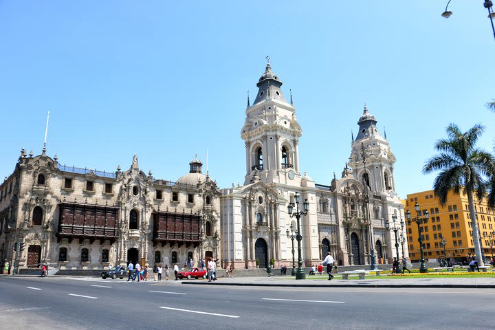 Pedestrian Tour Historic Center of Lima (private) image