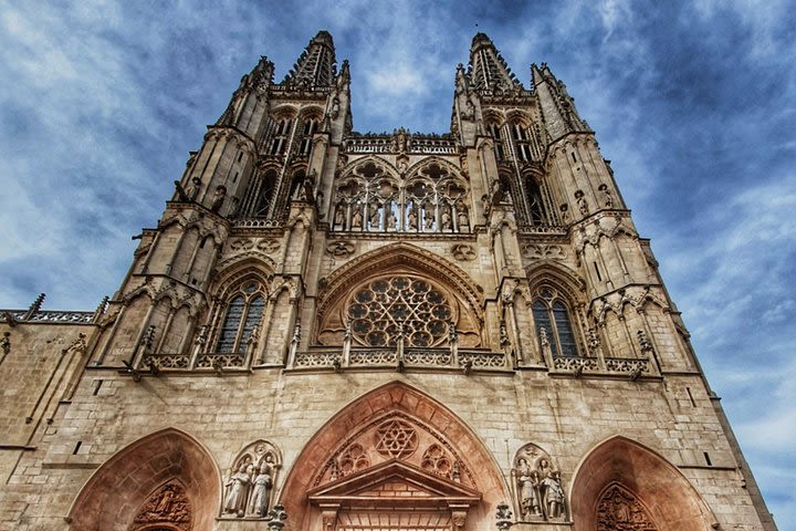 Guided tour of the historic center of Burgos image