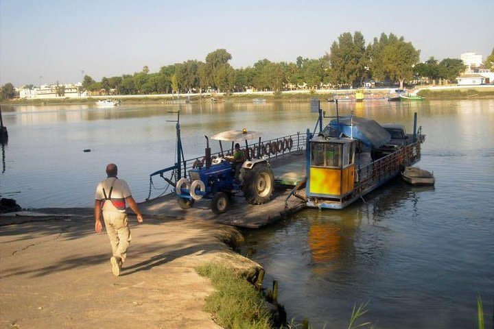 Going down the stream to Coria  image