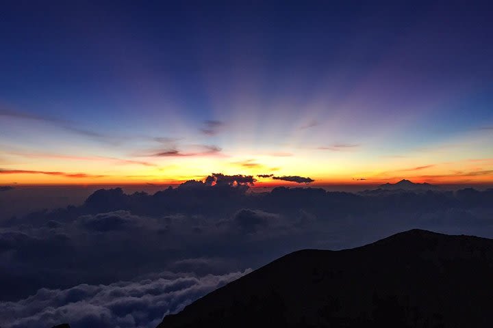 Private Batur Volcano Sunrise Trekking & Tegalalang Rice Teracce image