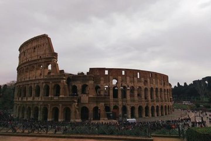 Colosseum Tour image