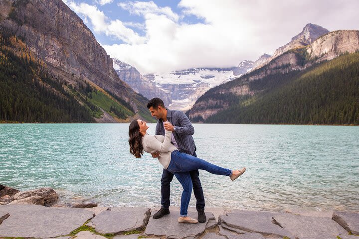 Lake Louise Insta-Portrait Experience image