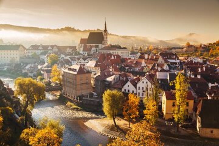 From Prague: Český Krumlov and Holašovice Guided Tour image